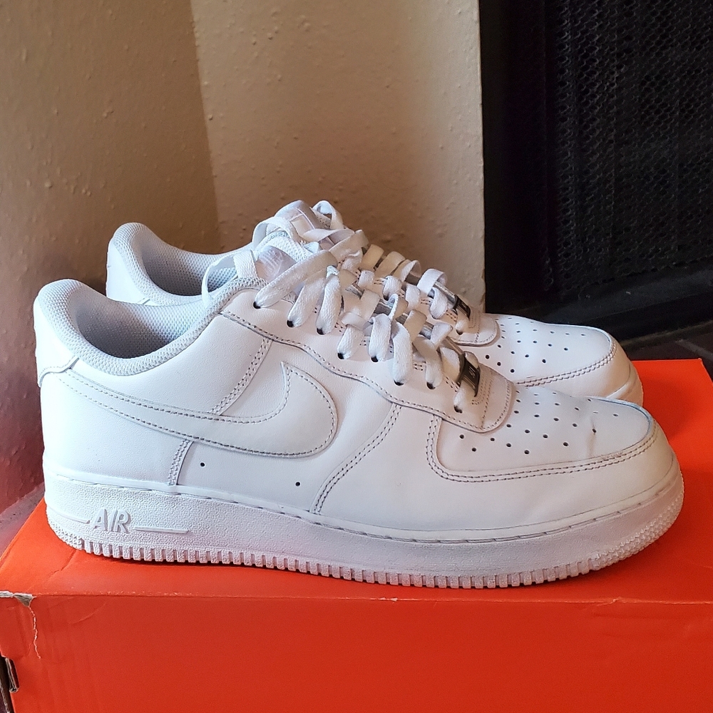 *SOLD* Nike Air Force 1